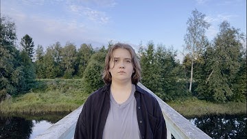 Cistronya - Holding On (Official Music Video)