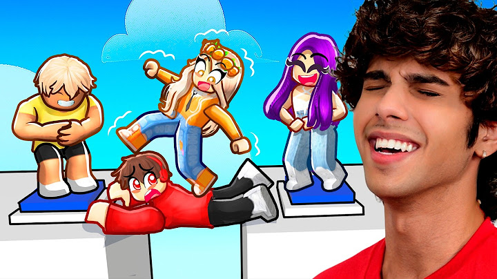 We Played a 4 PLAYER TEAMWORK OBBY With MY CRUSH!