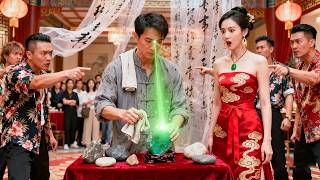 Anh lao công bước vào sòng bạc ngầm trả thù đánh bại mọi cao thủ, hóa ra là thần bài có con mắt thần