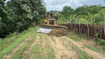 Efficiency of D6R XL Bulldozer Service for Plantation Infrastructure