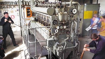 Start Up of a WW2 Submarine Diesel Engine of a German U-Boat 🔊