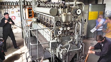 Start Up of a WW2 Submarine Diesel Engine of a German U-Boat 🔊