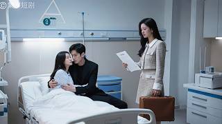 一場車禍讓她性情大變，直接拆穿綠茶小三的苦肉計，扔下離婚協議後離開。怎料一心想退婚的首富老公卻對她產生興趣，開始死纏爛打追妻！#總裁夫人的誕生#棠聲短劇 #drama #愛情 #短劇 #甜寵 #霸總